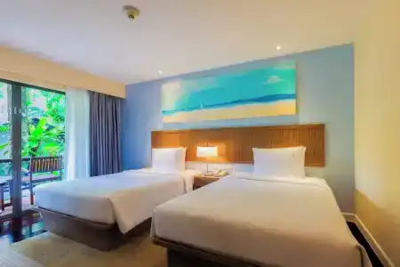 Holiday Inn Phuket Beach - 20