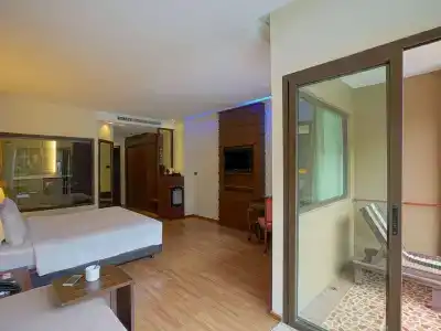 Novotel Phuket Vintage Park Resort - Sha Plus - 13