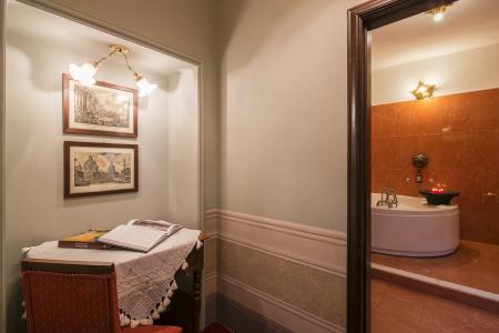 I Portici Boutique - 26