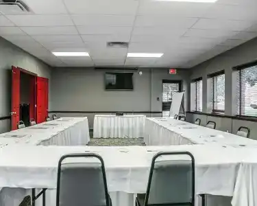 Comfort Inn - 17