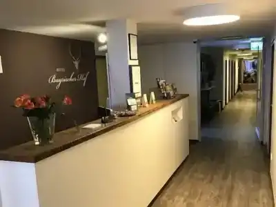 Bayrischer Hof - 15