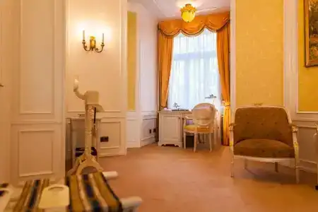Tb Palace & Spa - 80