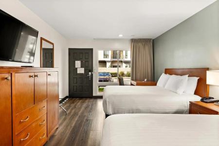Vagabond Inn - 15