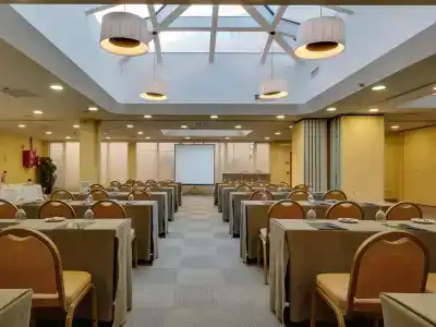 Rafaelhoteles Ventas - 13