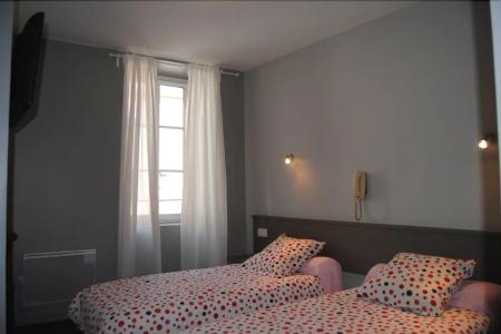 Logis Castel De Mirambel - 4