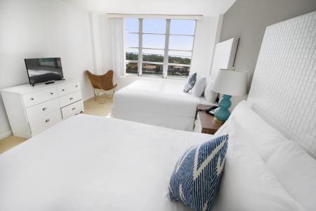 Seacoast Suites on Miami Beach - 39