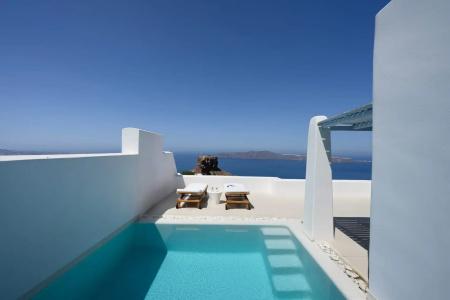 Astra Suites - 395