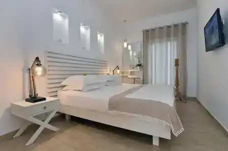 Apollon Boutique - 68
