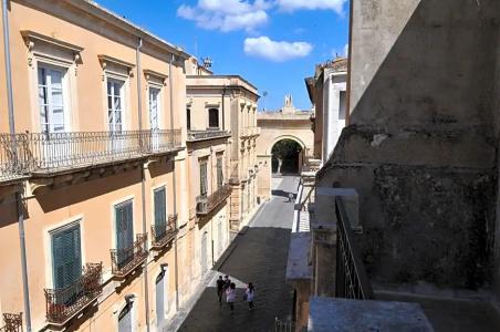 Porta Reale - 61