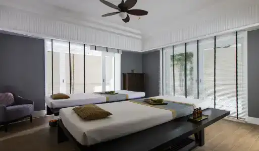 The Ritz-Carlton, - 5