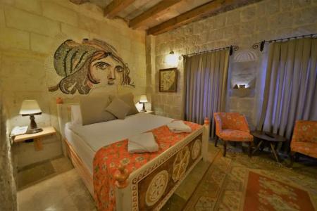 Caftan Cave Suites - 18