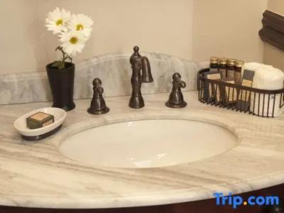 Boutique Castillo Rojo - 170