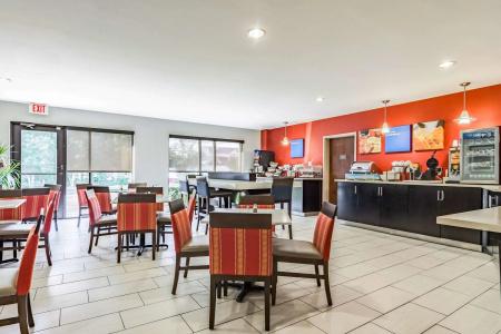 Comfort Inn & Suites West - Lookout Mountain - 29