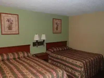 Royal Inn Of - 4