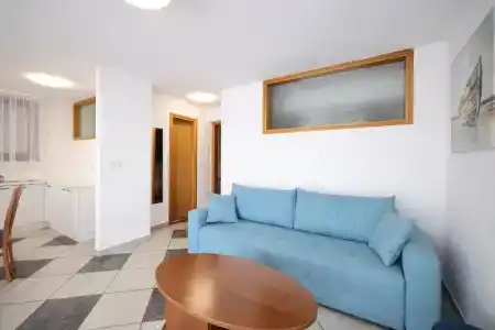 Depadansa Lucija*** - 10