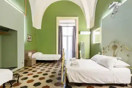 Let's b&b - 70