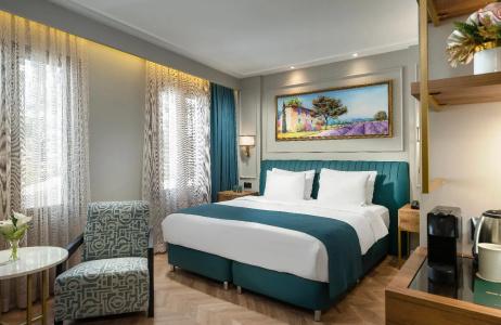Royan Suites - 23