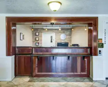 Comfort Inn - 1