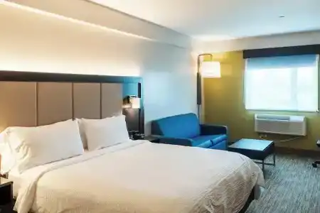 Holiday Inn Express Maspeth, An Ihg - 64