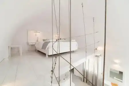 Artemis Suites - 124