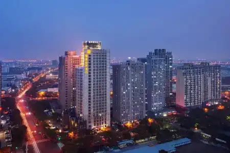 Regal Jinfeng - 15
