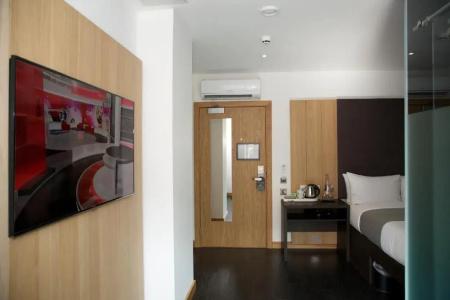 The Z Piccadilly - 41