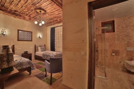 Caravanserai Inn - 108