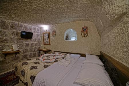 Melek Cave - 19