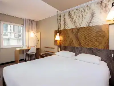 Ibis Brussels City Centre - 4