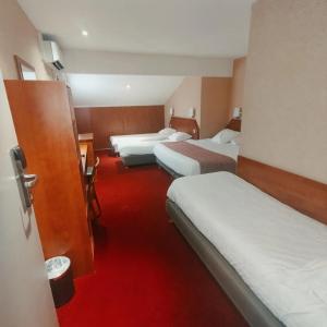 Kyriad Nîmes Ouest A9 - 26