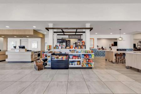 Hilton Garden Inn/Coastal Grand Mall - 45
