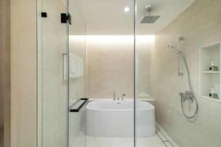 Veranda Pool Suite - 182