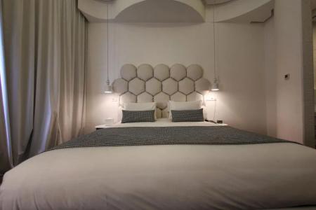 Boutique Gauthier - 123
