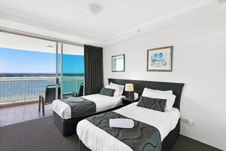 Crystal Bay On The Broadwater - 181