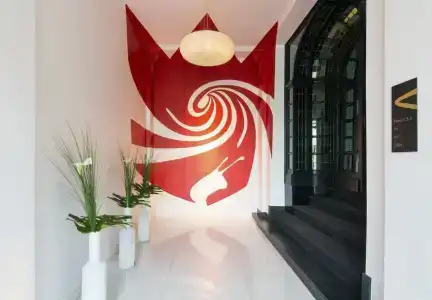 The Royal Snail - 18