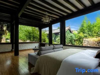 Adonis Inn - 27
