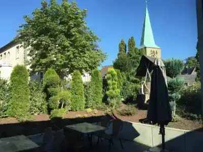 Grüner Baum - 11