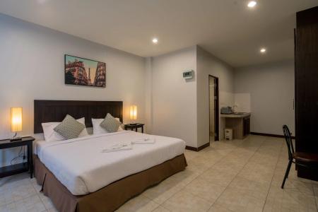Amarin Patong - 1