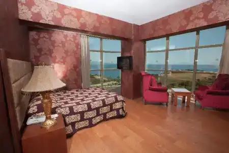 Laurs Experience & Elegance - 51
