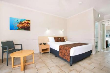 Comfort Inn City - 26