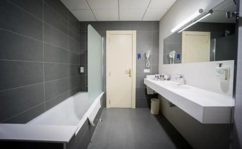 Mercure Carlton Rioja - 19