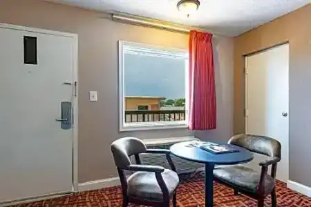 Sundial Inn - 21