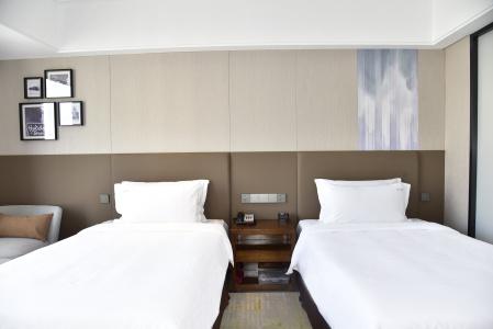 Holiday Inn Qingdao City Center, An Ihg - 45