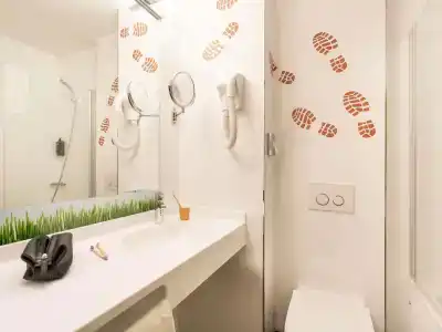 Mercure Lisieux - 8