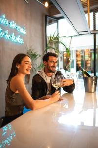 Melo Athens - 23