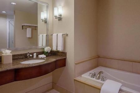 Hilton Garden Inn Downtown - 28