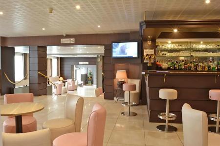 Hôtel Croix des Bretons - Lourdes Pyrénées - 14