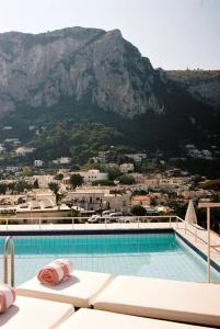 Capri - 44
