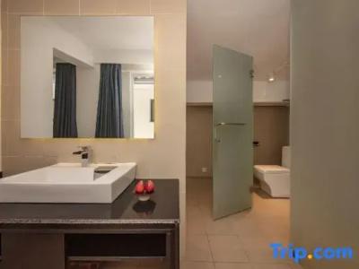 Pure Comfort Inn - 100