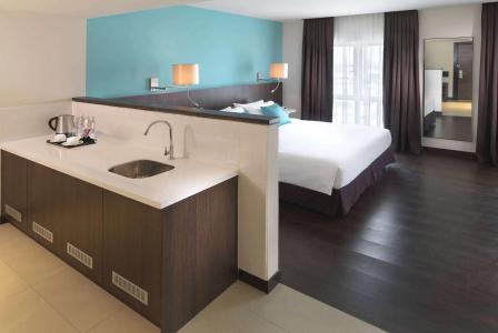 Best Western i-City - 4